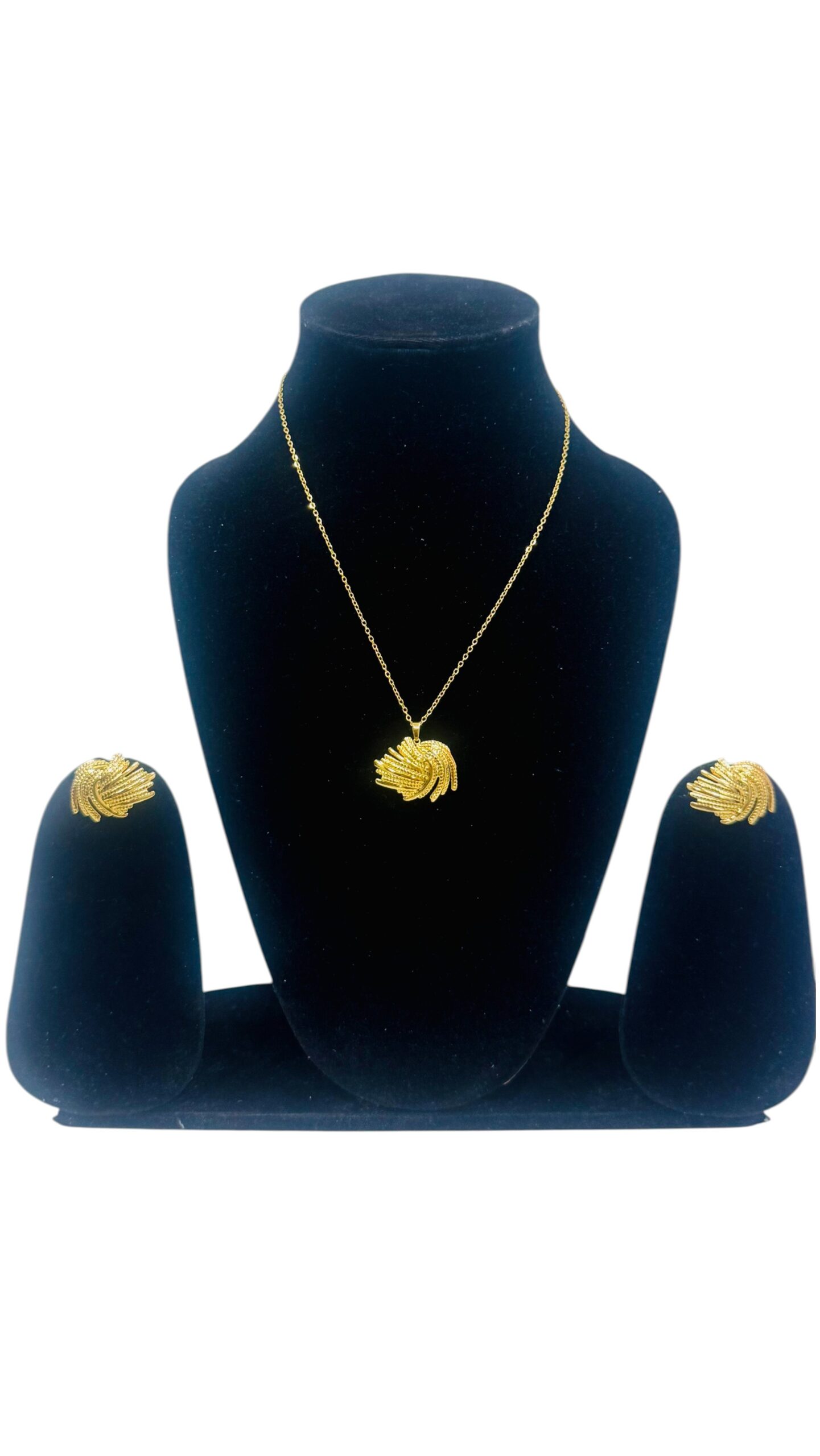 132-Photoroom-Photoroom